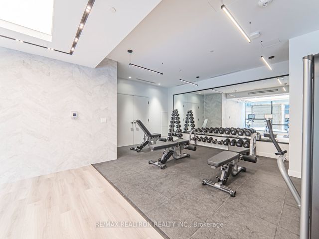 2510 - 117 Broadway Ave