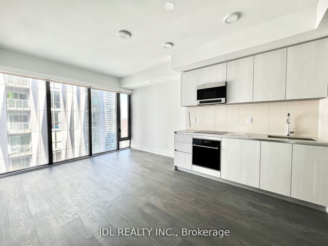 2309 - 8 Cumberland St