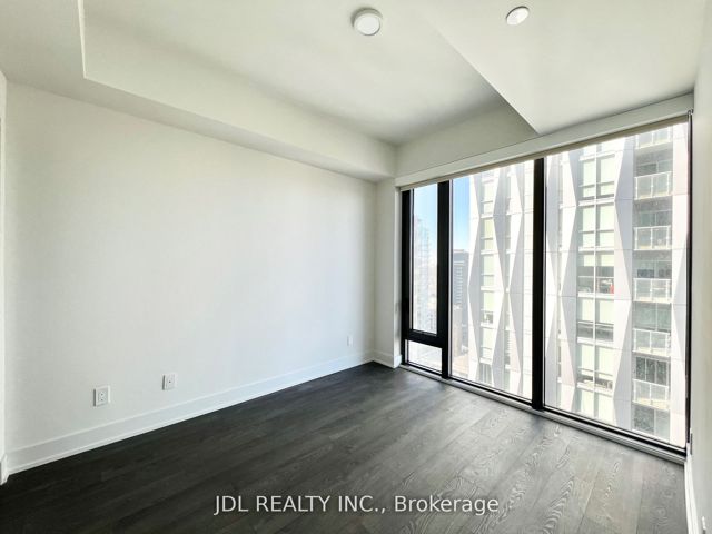 2309 - 8 Cumberland St
