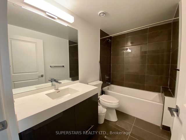 2412 - 251 Jarvis St