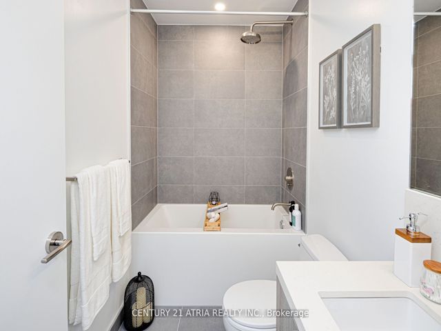 1810 - 2020 Bathurst St