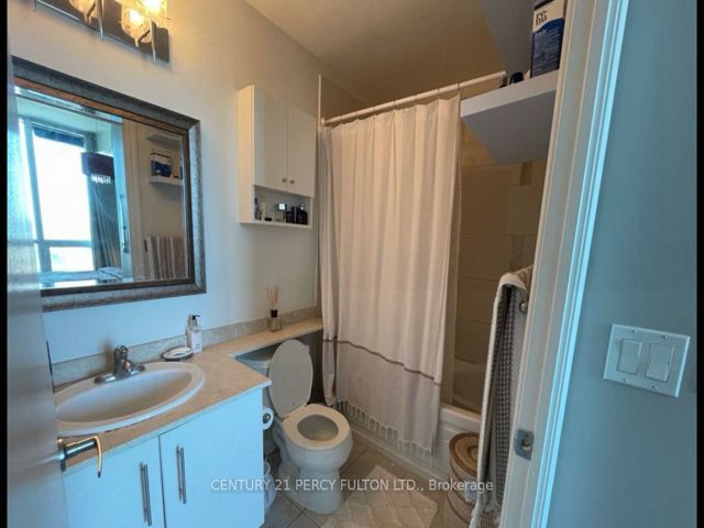 3407 - 16 Yonge St