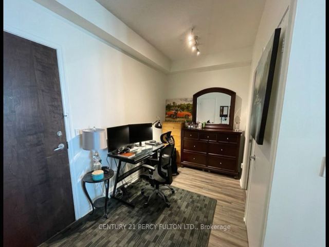 3407 - 16 Yonge St