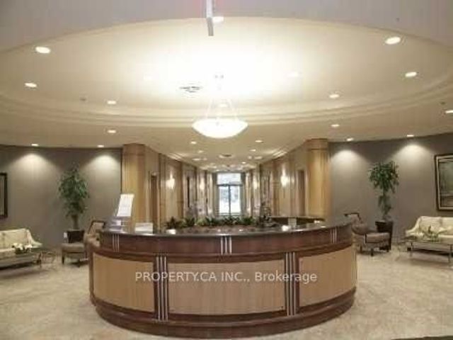 2305 - 5508 Yonge St