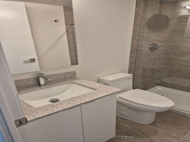 425 - 500 Wilson Ave