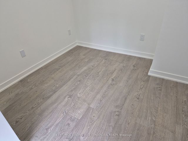 425 - 500 Wilson Ave