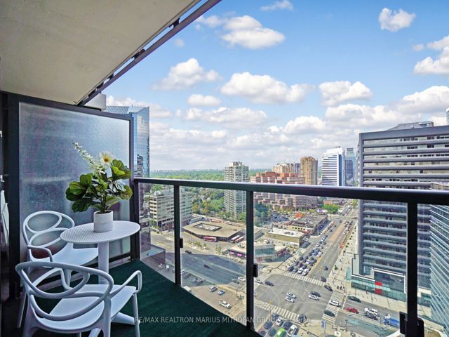 2204 - 2 Anndale Dr
