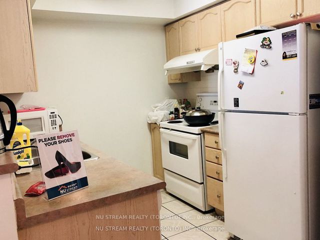 1106 - 20 Olive Ave