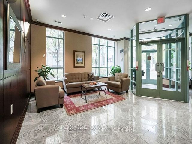 1106 - 20 Olive Ave