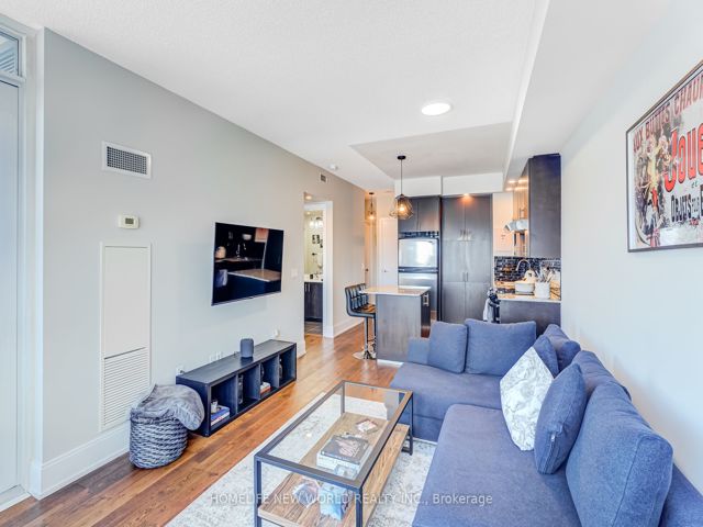 2506 - 181 Wynford Dr