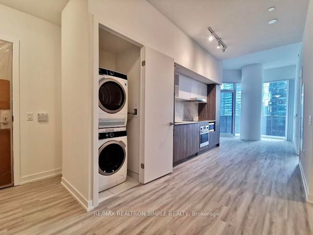 1507 - 55 Cooper St