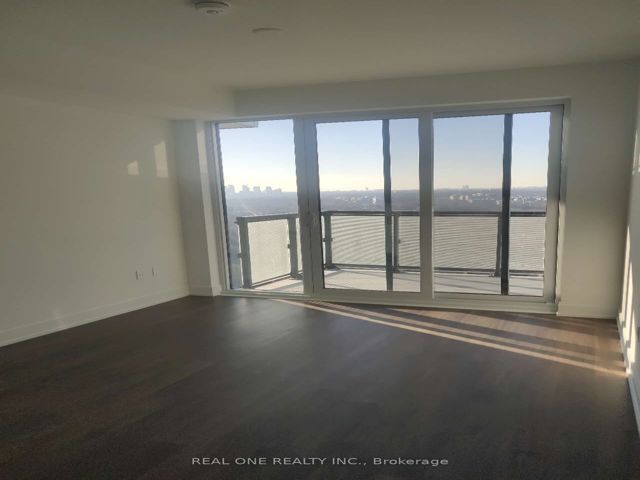 3011 - 30 Inn On The Park Dr