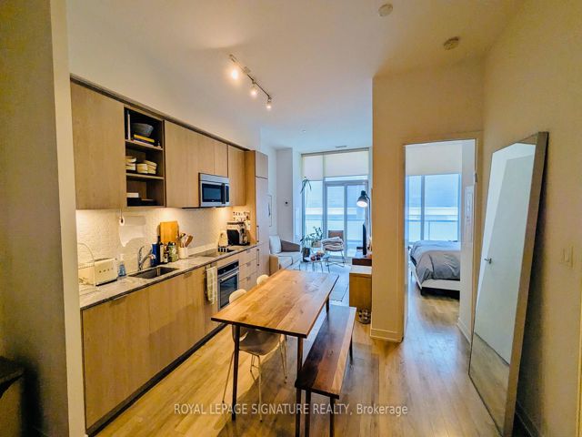 201 - 50 Ordnanace St