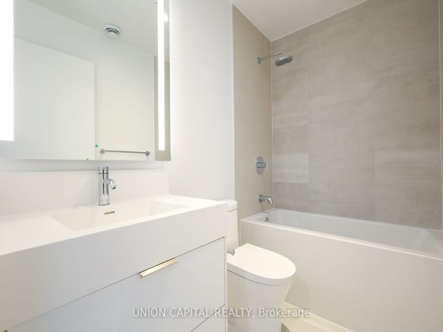 2408 - 308 Jarvis St