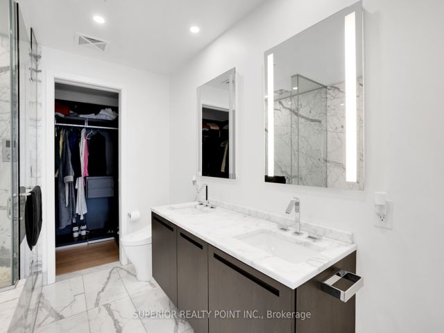 4408 - 180 University Ave