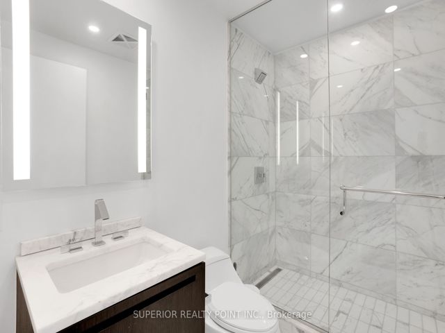4408 - 180 University Ave