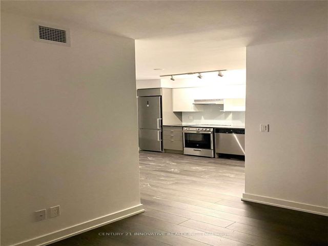 409 - 120 Varna Dr