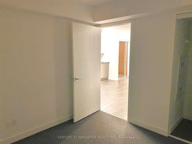 409 - 120 Varna Dr