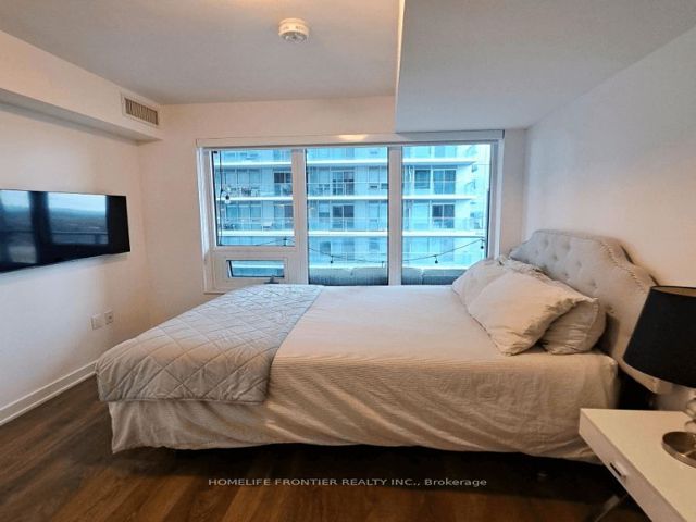 2902 - 195 Redpath Ave