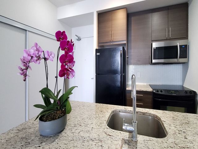 2411 - 70 Forest Manor Rd