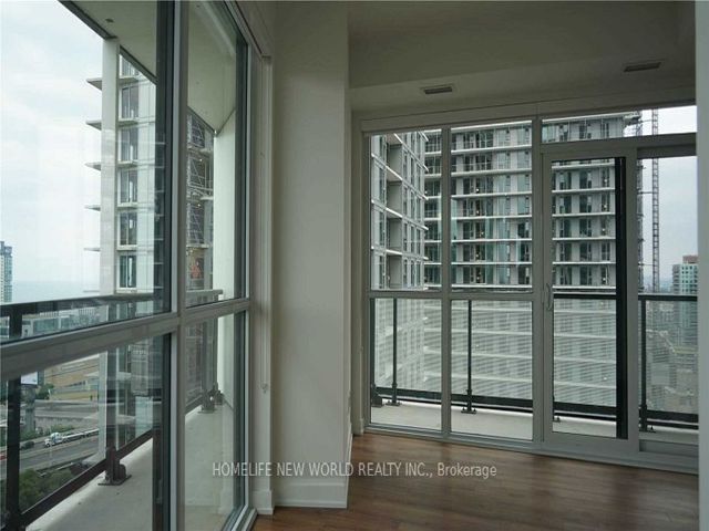 2002 - 30 Ordnance St