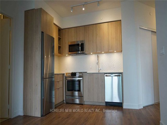 2002 - 30 Ordnance St