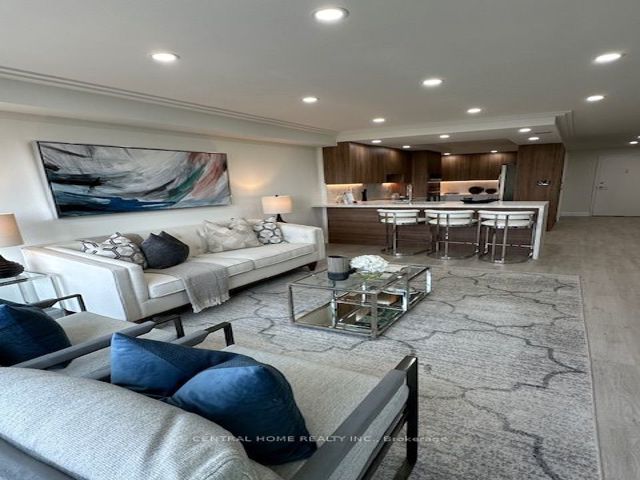 605 - 55 Skymark Dr