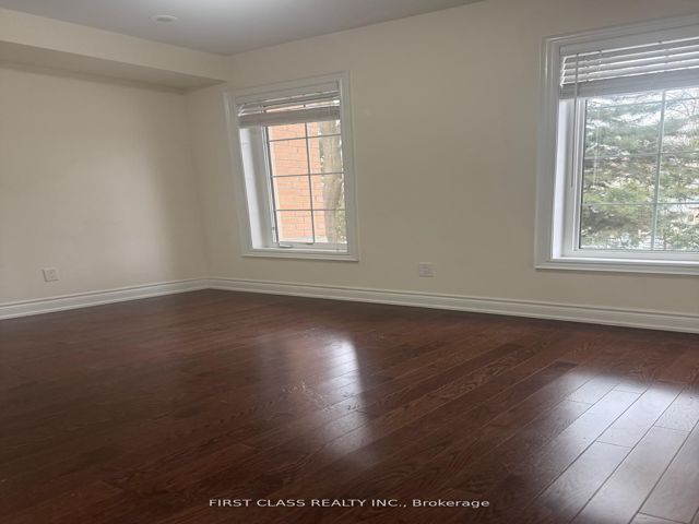 9 - 60 Hargrave Lane