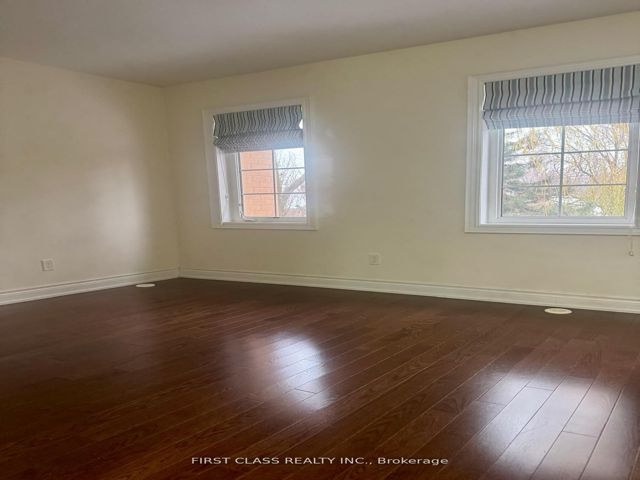 9 - 60 Hargrave Lane