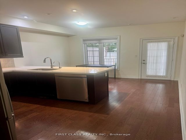 9 - 60 Hargrave Lane