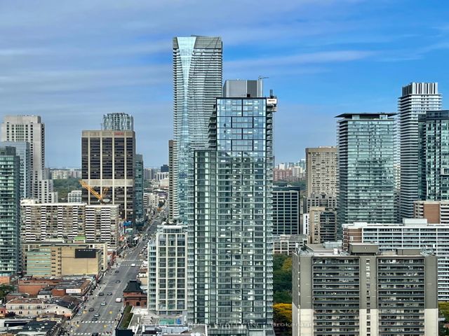 4904 - 501 Yonge St N