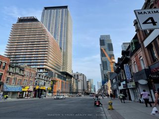 4904 - 501 Yonge St N