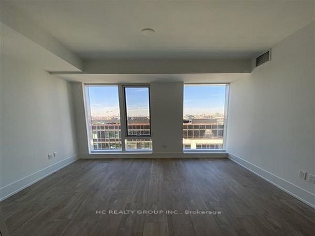 1505 - 480 Front Street West