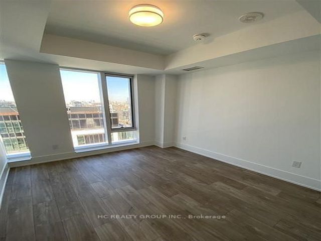1505 - 480 Front Street West