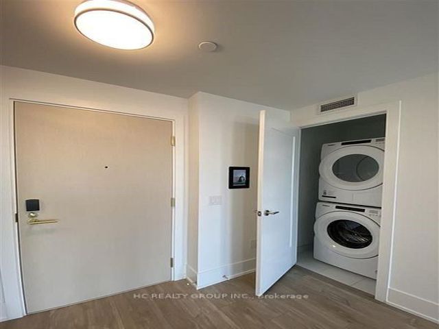 1505 - 480 Front Street West