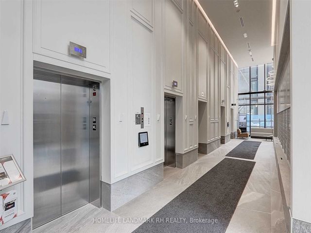 1109 - 3 Gloucester St
