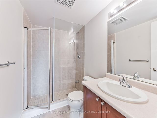 653 - 525 Wilson Ave