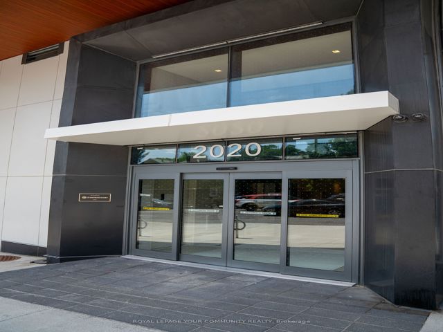 Ph06 - 2020 Bathurst St N