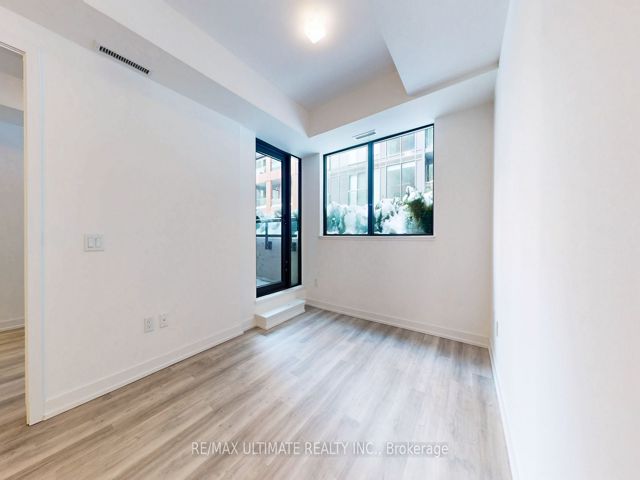 241 - 28 Eastern Ave