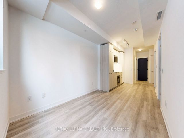 241 - 28 Eastern Ave