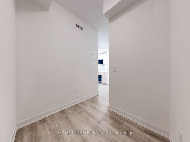 241 - 28 Eastern Ave