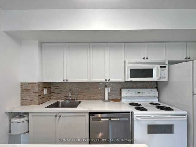 1112 - 30 Harrison Garden Blvd