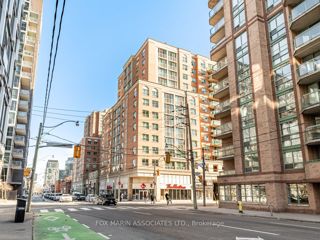 366 - 313 Richmond St E