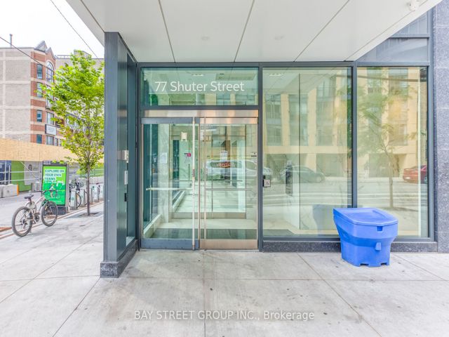 1116 - 77 Shuter St