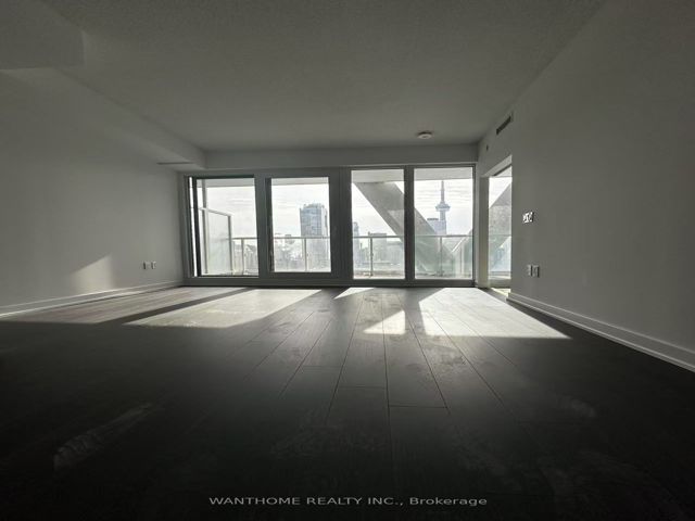 3117 - 230 Simcoe St