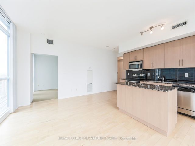 3007 - 55 Bremner Blvd