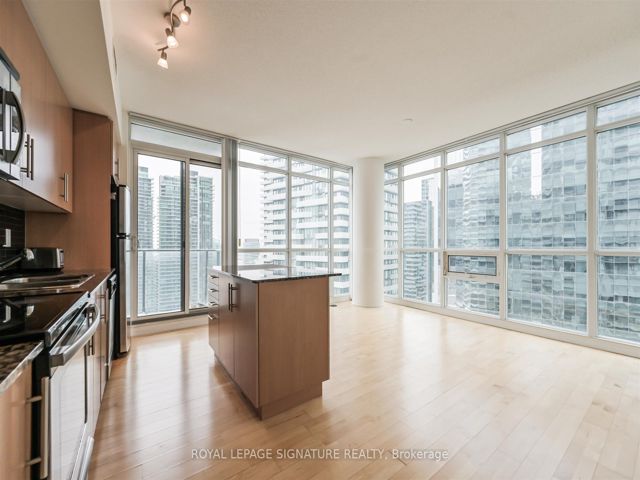 3007 - 55 Bremner Blvd