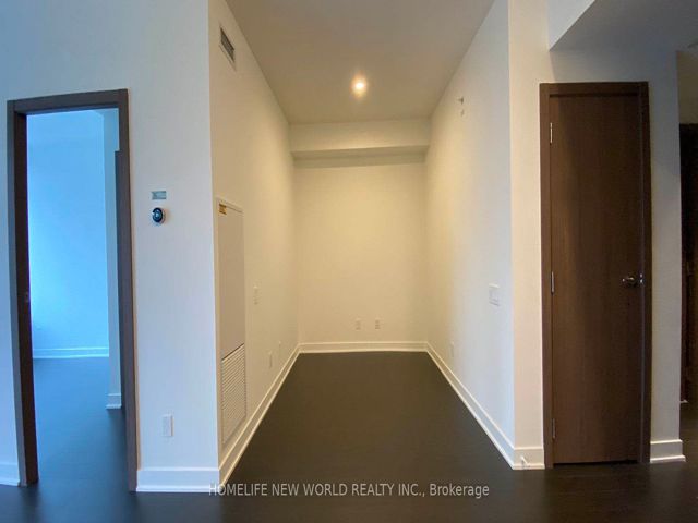 3008 - 19 Bathurst St