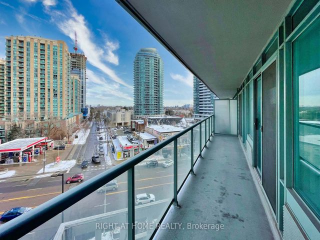 709 - 5508 Yonge St