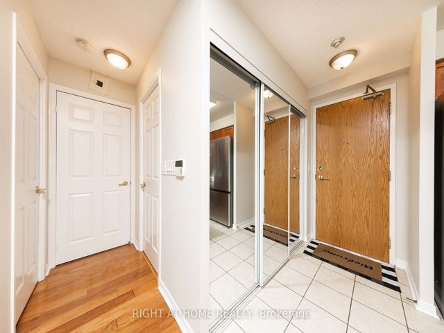 709 - 5508 Yonge St